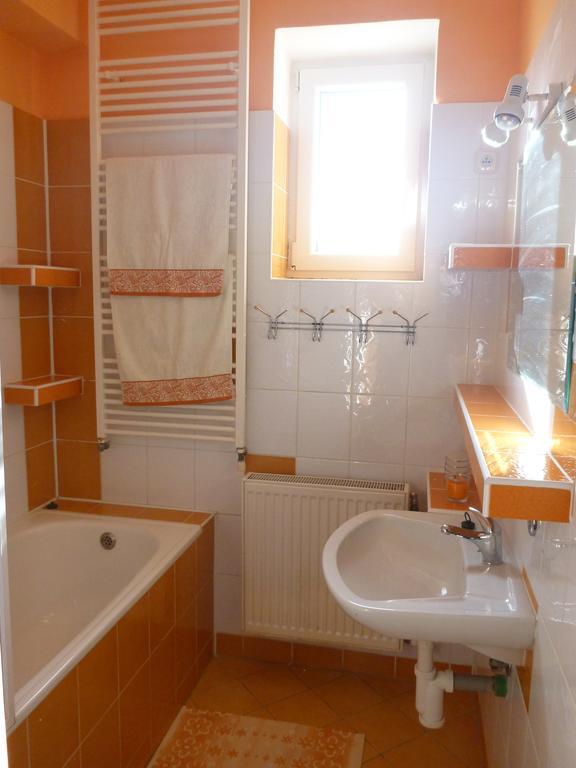 Privat Klonga Apartment Smrecany Phòng bức ảnh